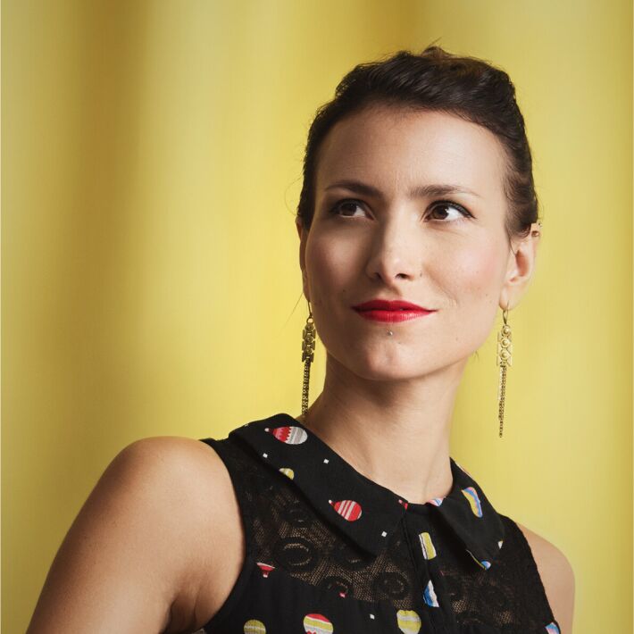 Julia FRAUD