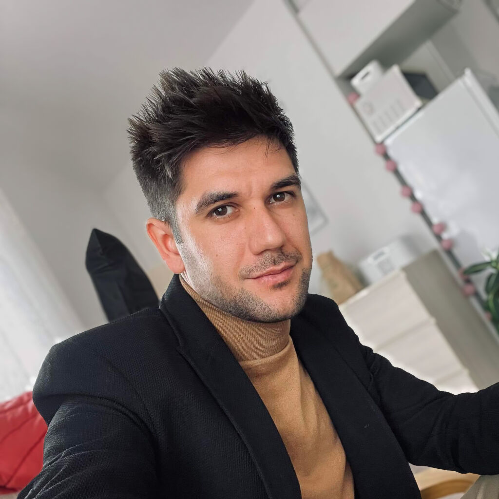 Cosmin, �l�ve en TOSA Photoshop 