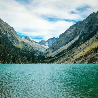  Méditation entre lac et montagne 
