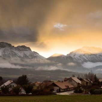 Une valle lumineuse